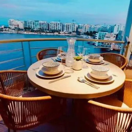 Stunning Beachfront In St Julians Apartament Sliema